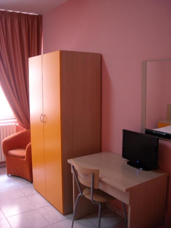 קאסרטה Hotel New Baby חדר תמונה