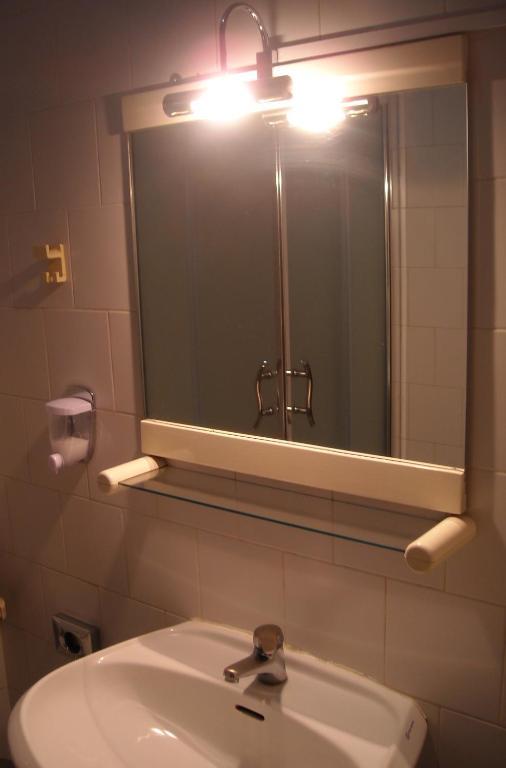 קאסרטה Hotel New Baby חדר תמונה