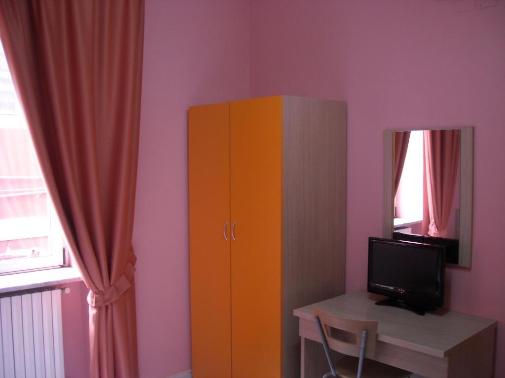 קאסרטה Hotel New Baby חדר תמונה