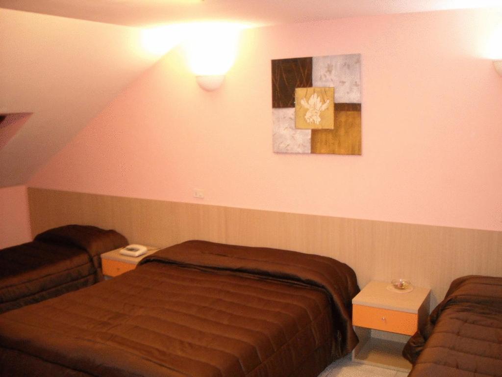 קאסרטה Hotel New Baby מראה חיצוני תמונה